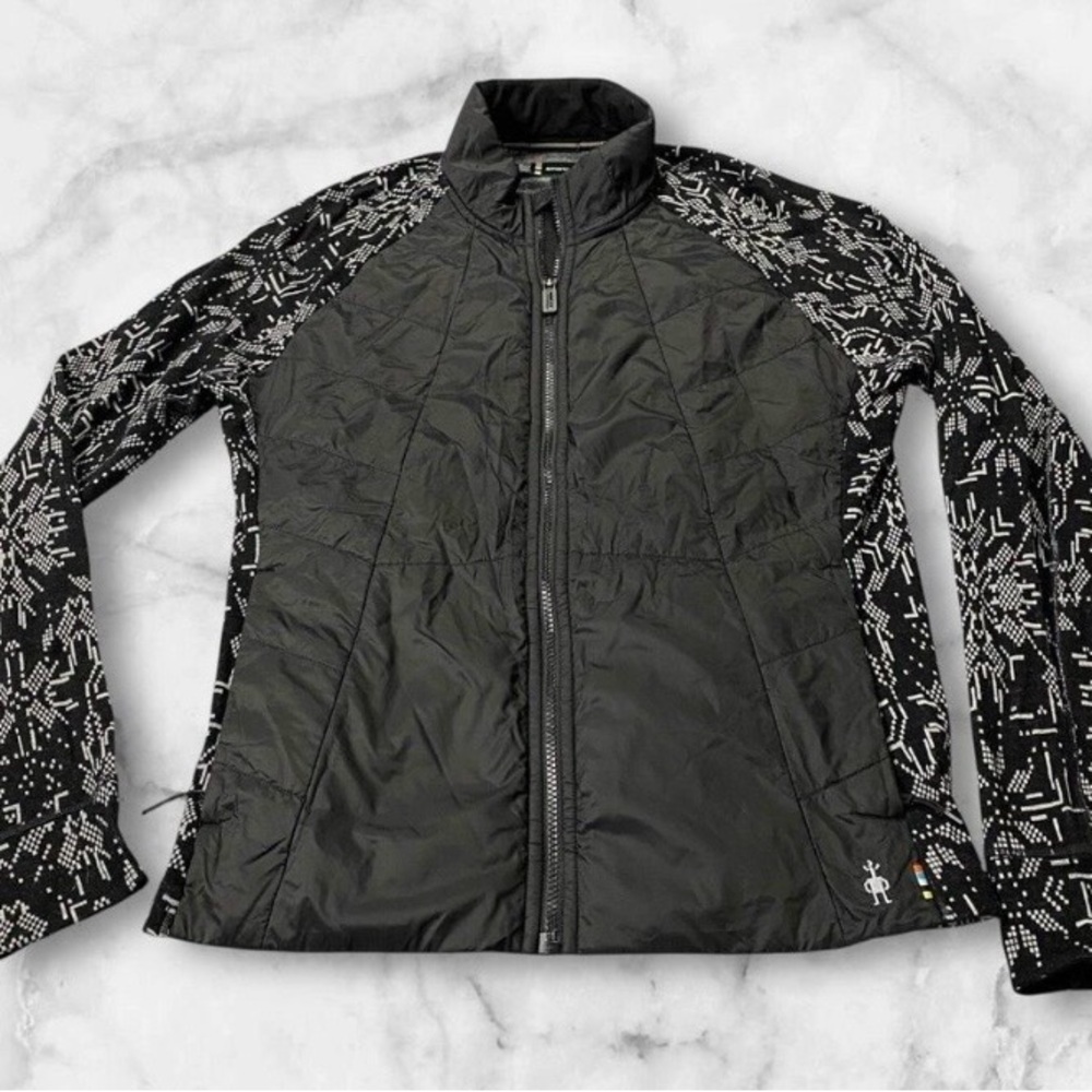 Nearly New Smartwool Black and White Snowflake Jacket